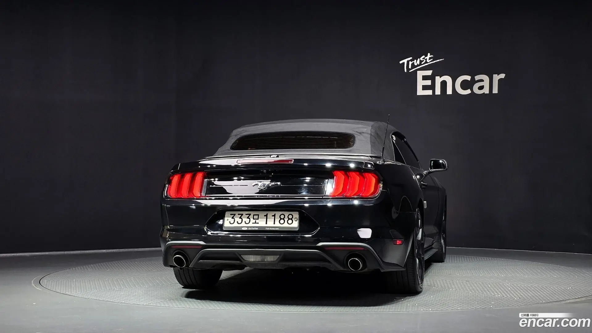 Ford Mustang Convertible