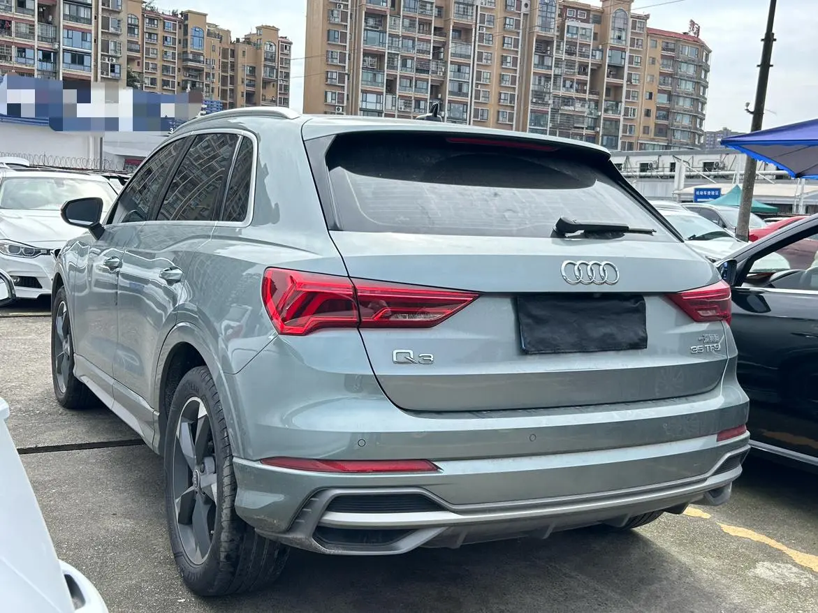 Audi Q3 2022 35 TFSI Dynamic Fashion