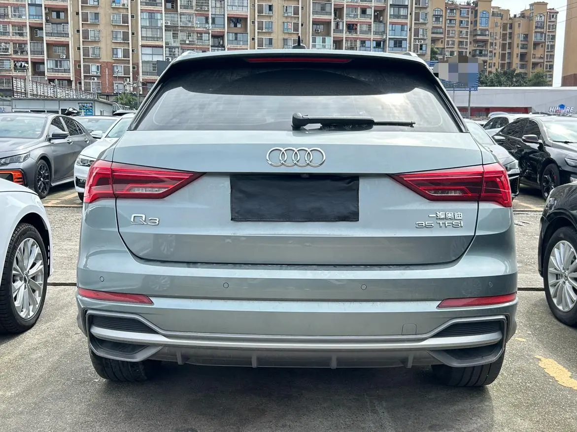 Audi Q3 2022 35 TFSI Dynamic Fashion