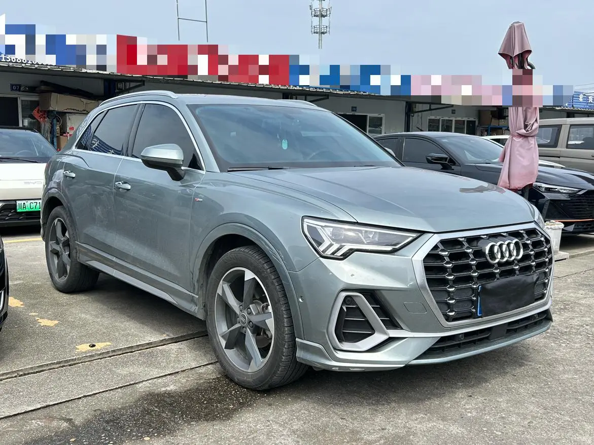 Audi Q3 2022 35 TFSI Dynamic Fashion