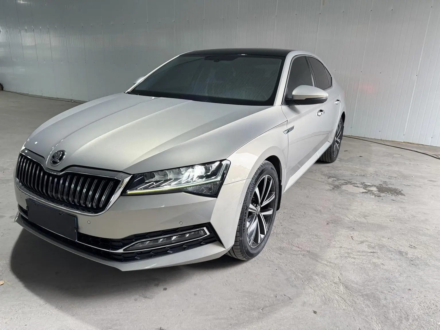 Skoda Superb 2022 TSI280 DSG Premium Plus