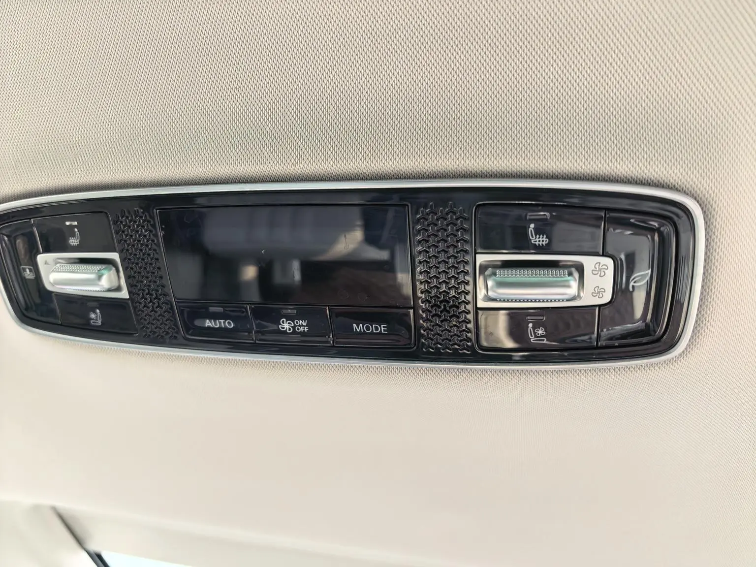 Roewe iMAX8 2021 400TGI Supreme Series Supreme