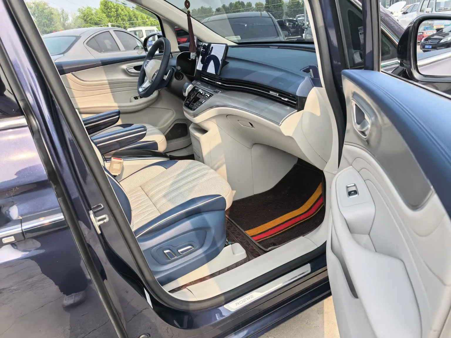 Roewe iMAX8 2021 400TGI Supreme Series Supreme