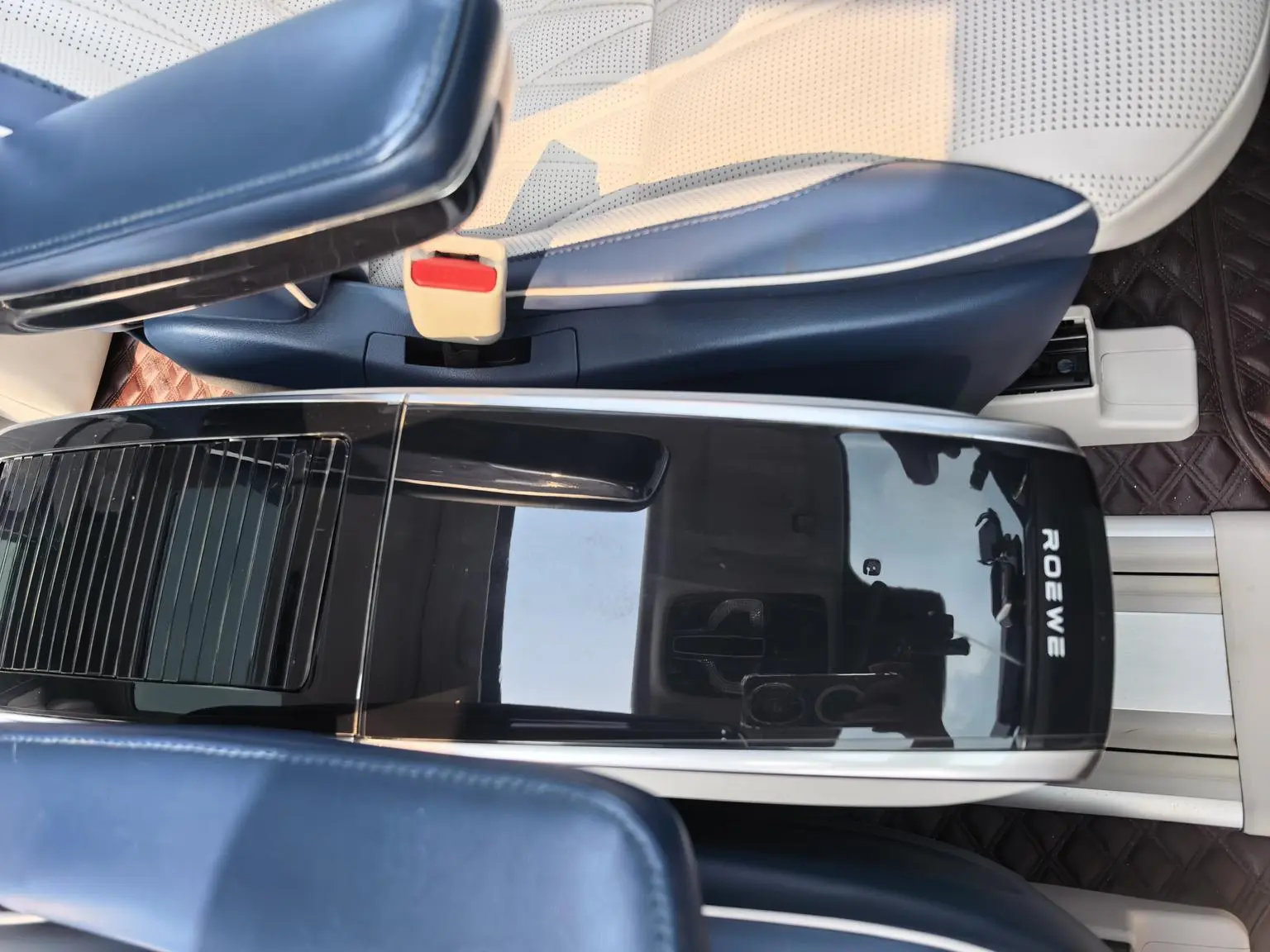 Roewe iMAX8 2021 400TGI Supreme Series Supreme