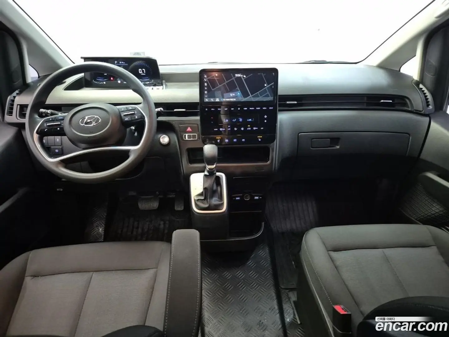 Hyundai Staria Cargo 5-Seater 2022