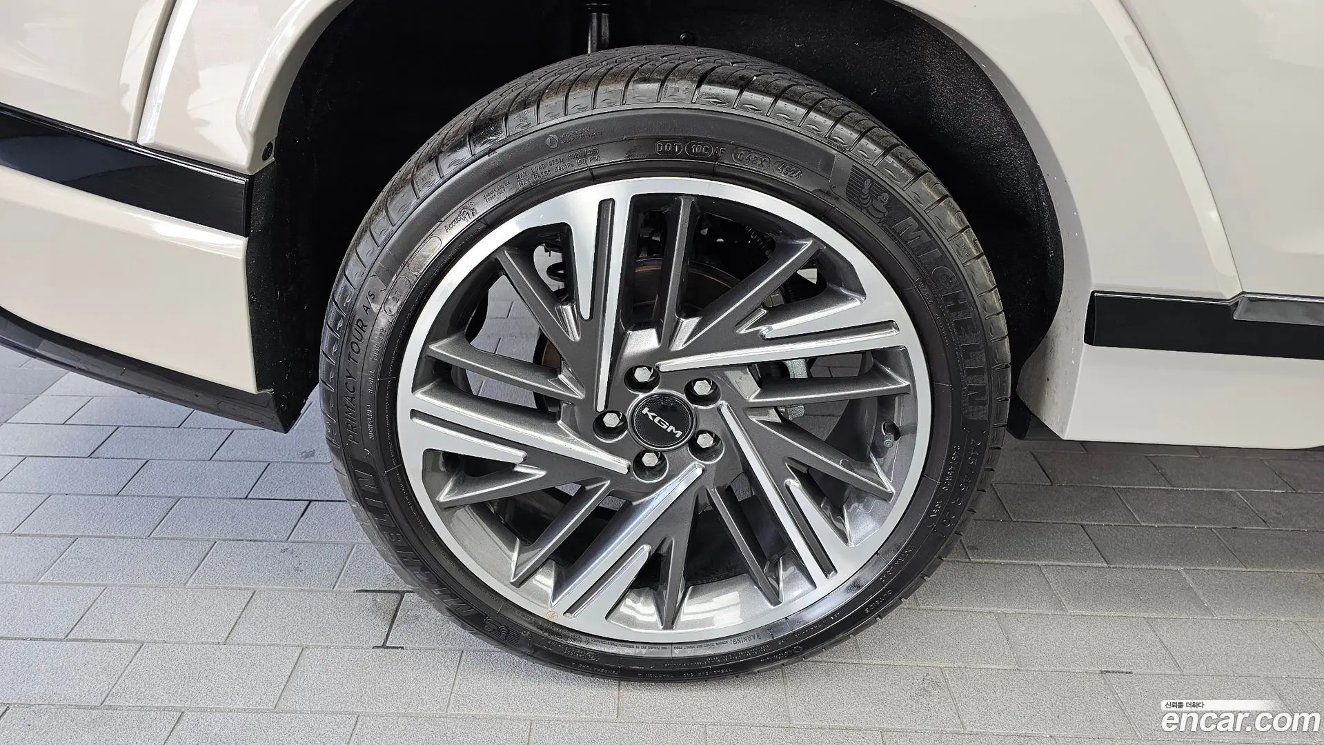 KG Mobility Actyon Gasoline 1.5 4WD