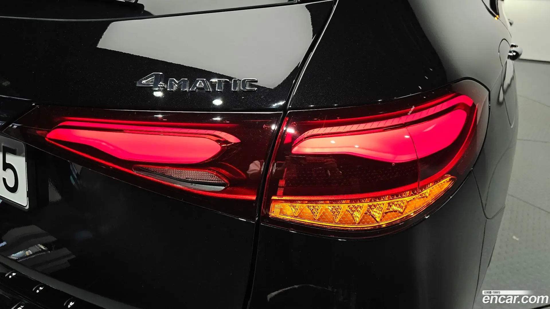 Mercedes-Benz GLC-Class GLC300 4MATIC AMG Line