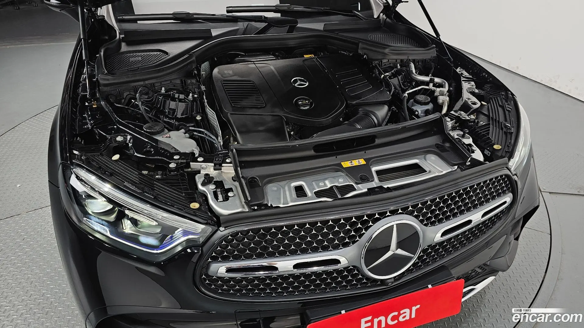 Mercedes-Benz GLC-Class GLC300 4MATIC AMG Line