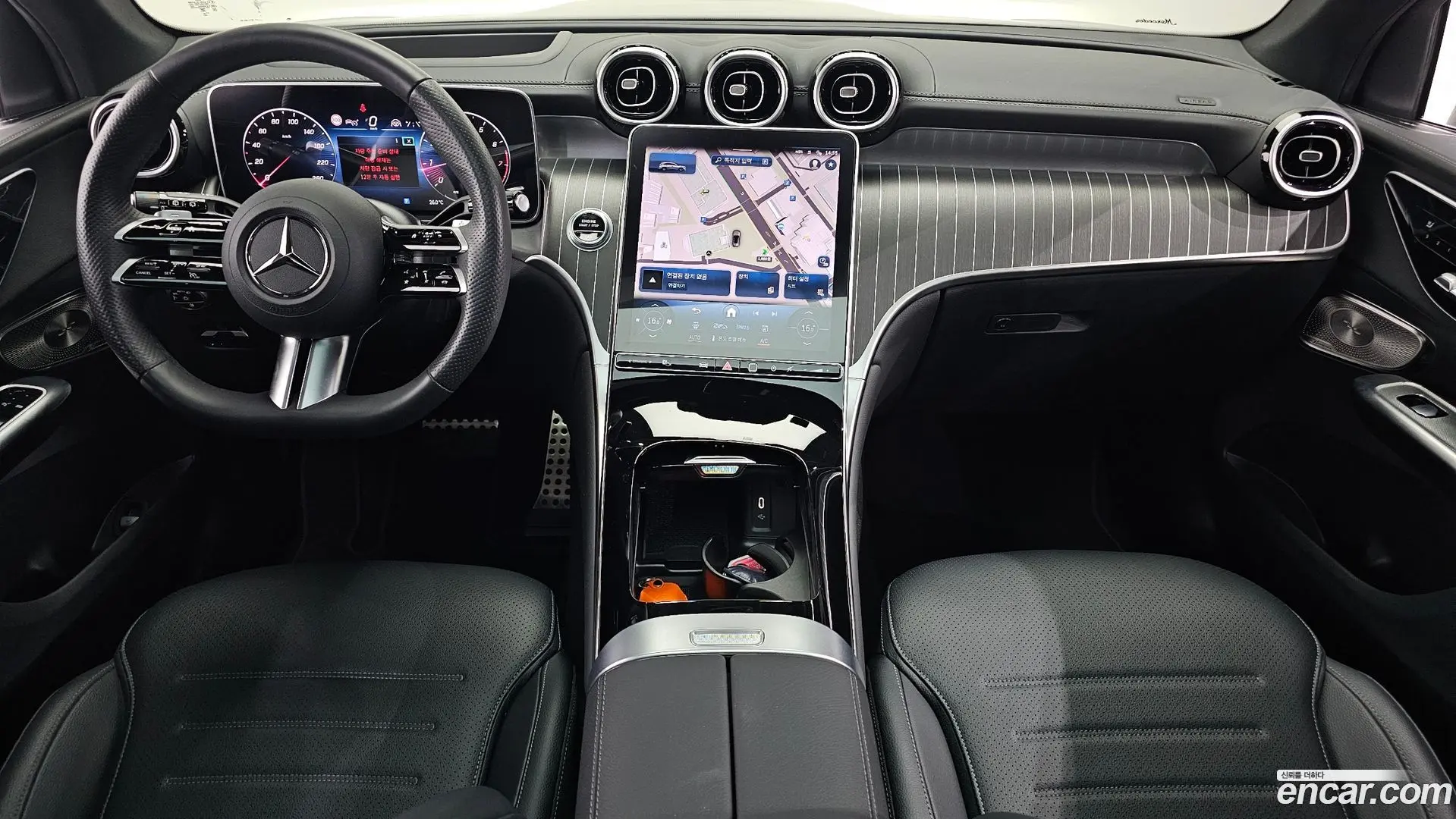 Mercedes-Benz GLC-Class GLC300 4MATIC AMG Line