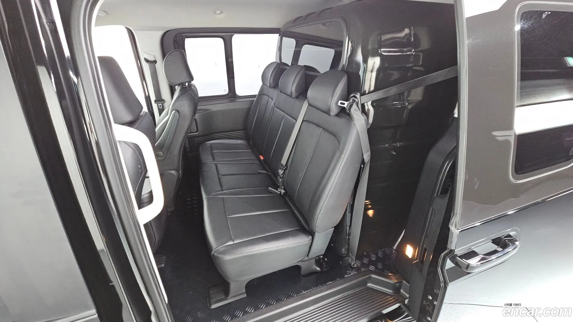 Hyundai Staria L3.5 Cargo 5-Seater