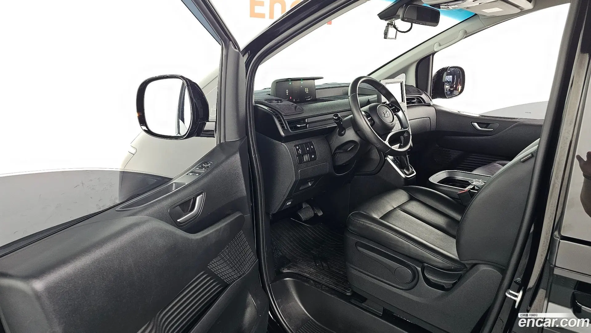 Hyundai Staria L3.5 Cargo 5-Seater