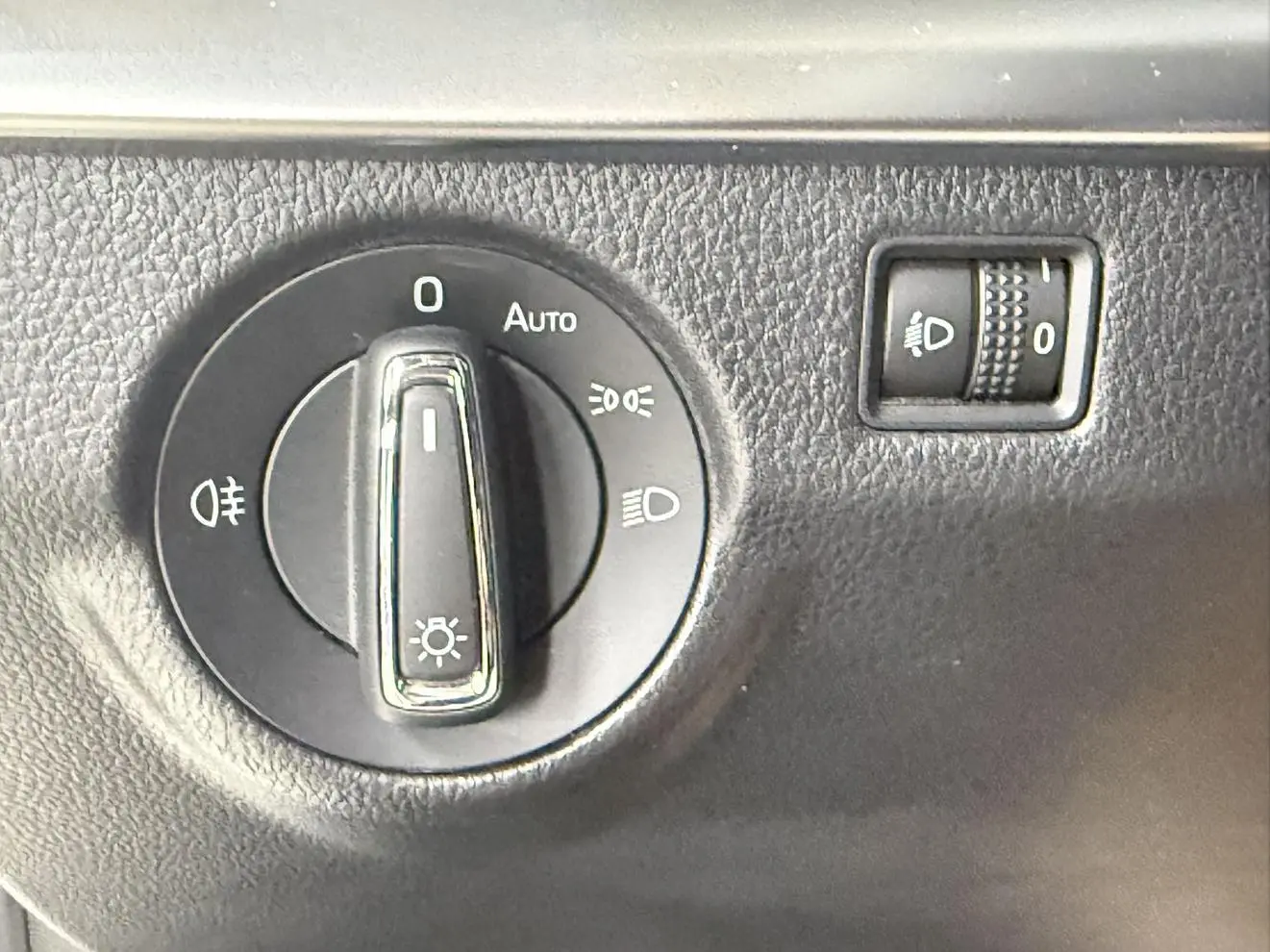 Skoda 2022 1.5L Auto