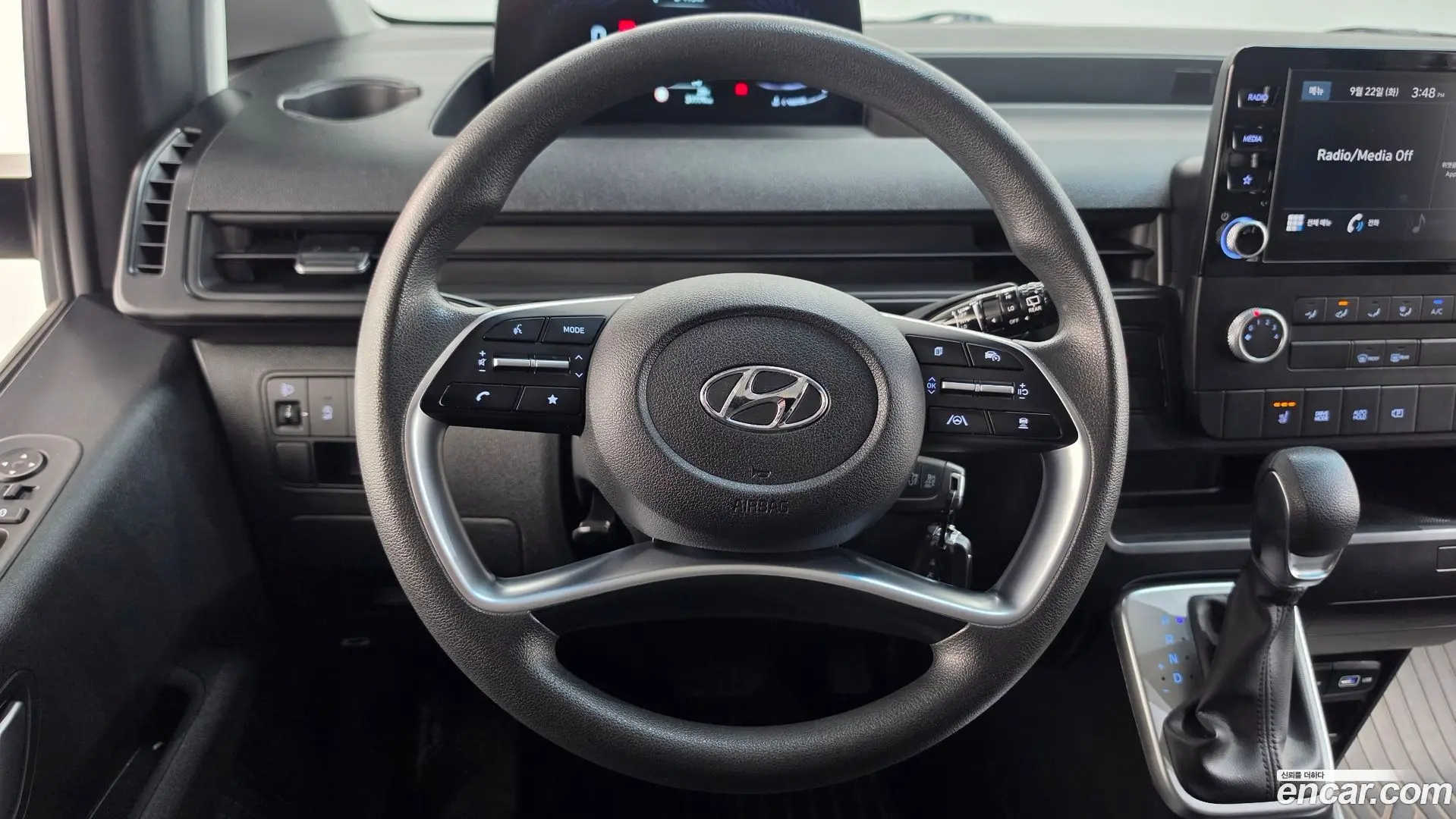Hyundai Staria Cargo 3-Seater 2021