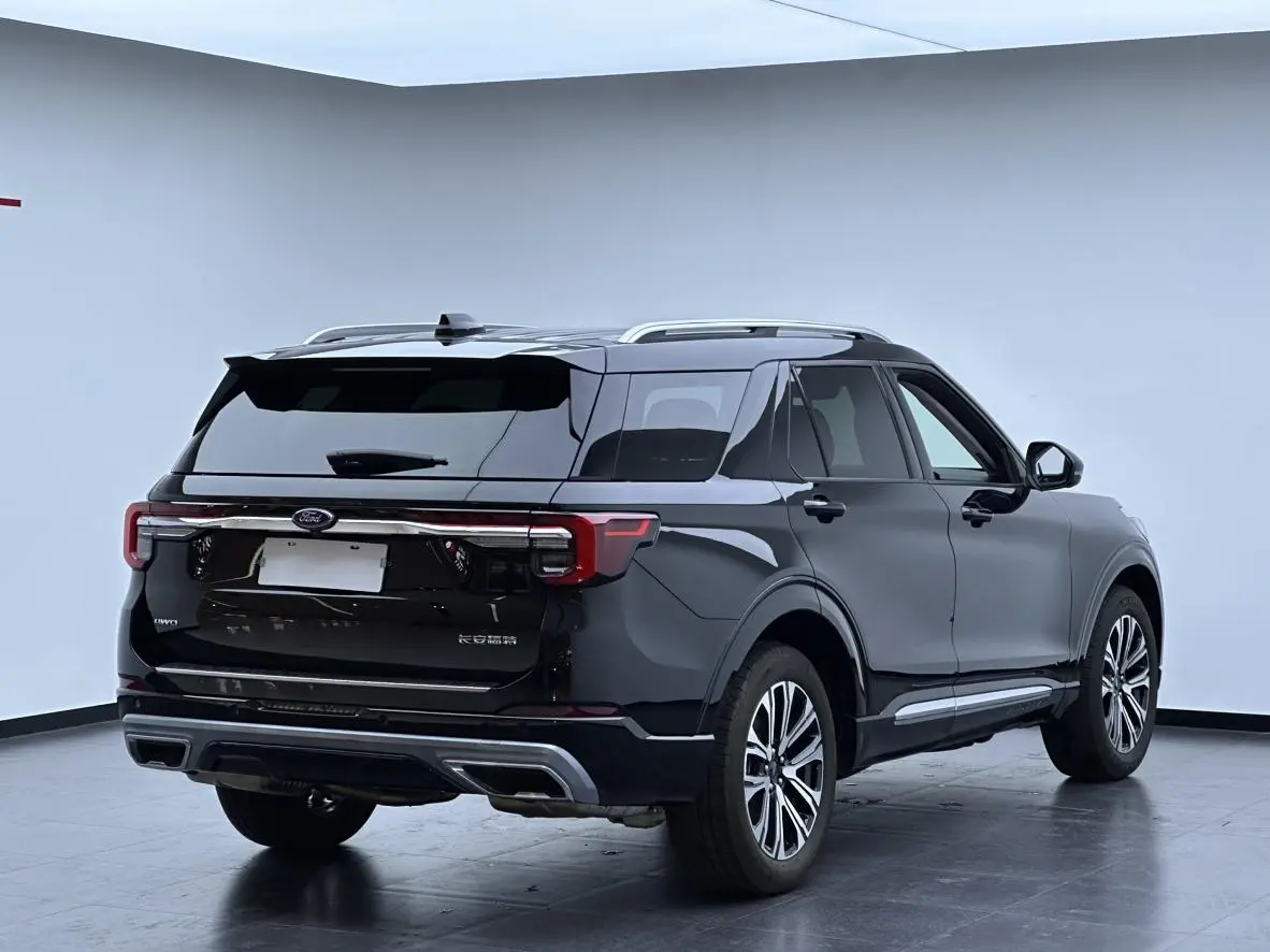 Ford 2024 2.3T EcoBoost 4WD 6 seat