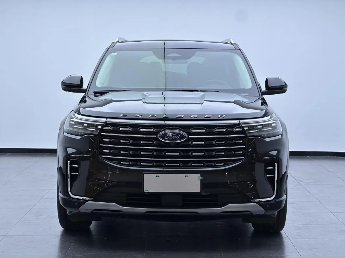 Ford 2024 2.3T EcoBoost 4WD 6 seat