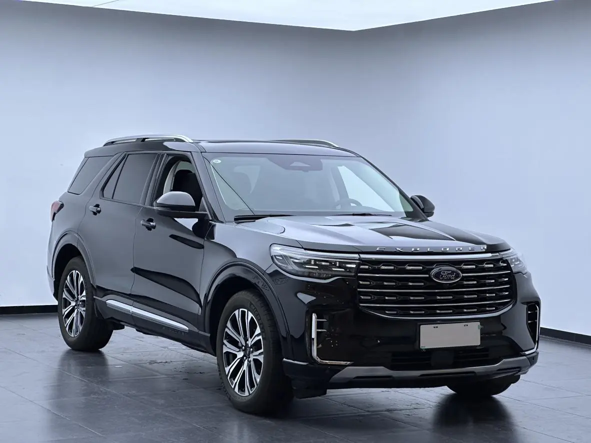 Ford 2024 2.3T EcoBoost 4WD 6 seat