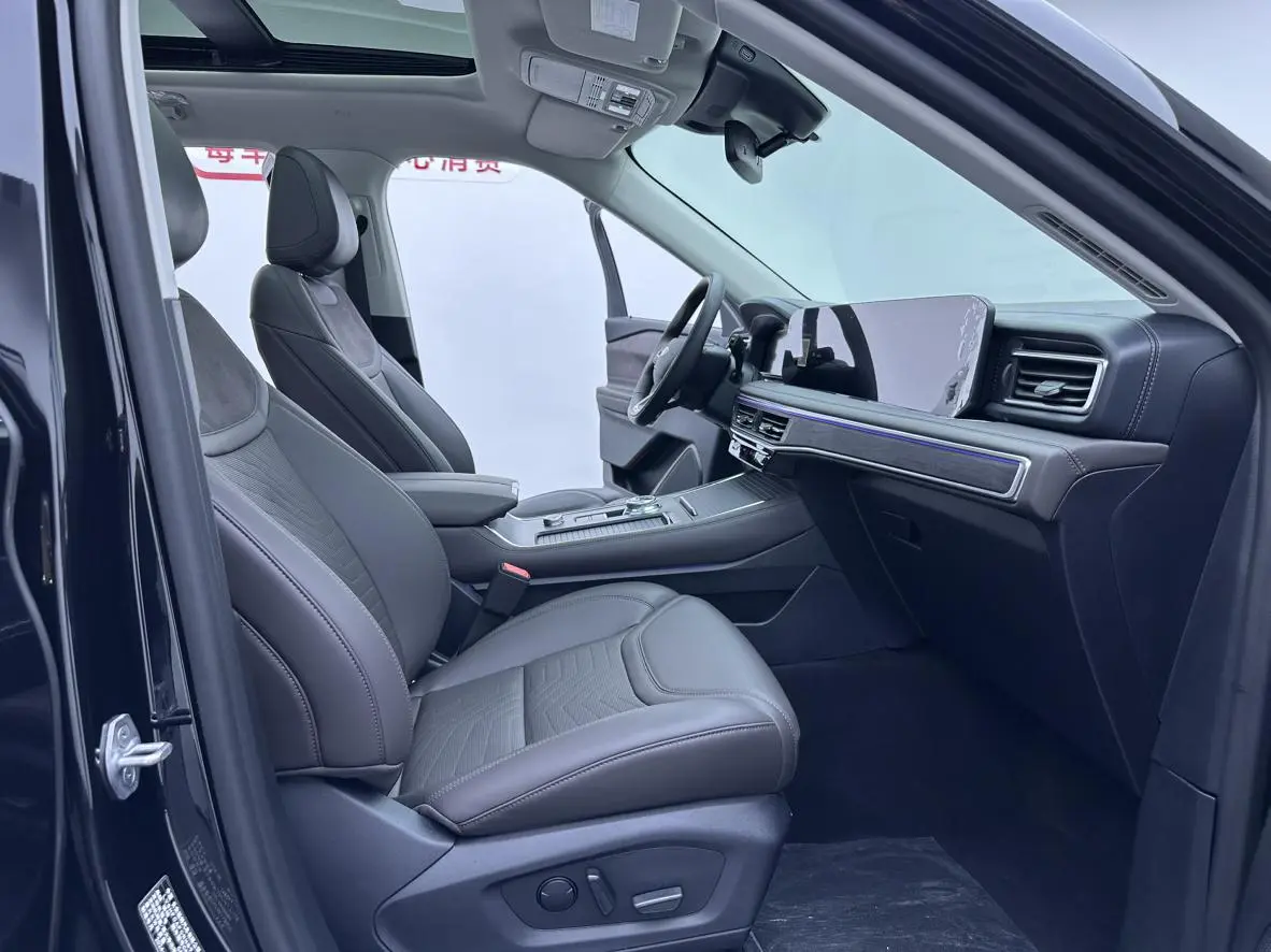 Ford 2024 2.3T EcoBoost 4WD 6 seat