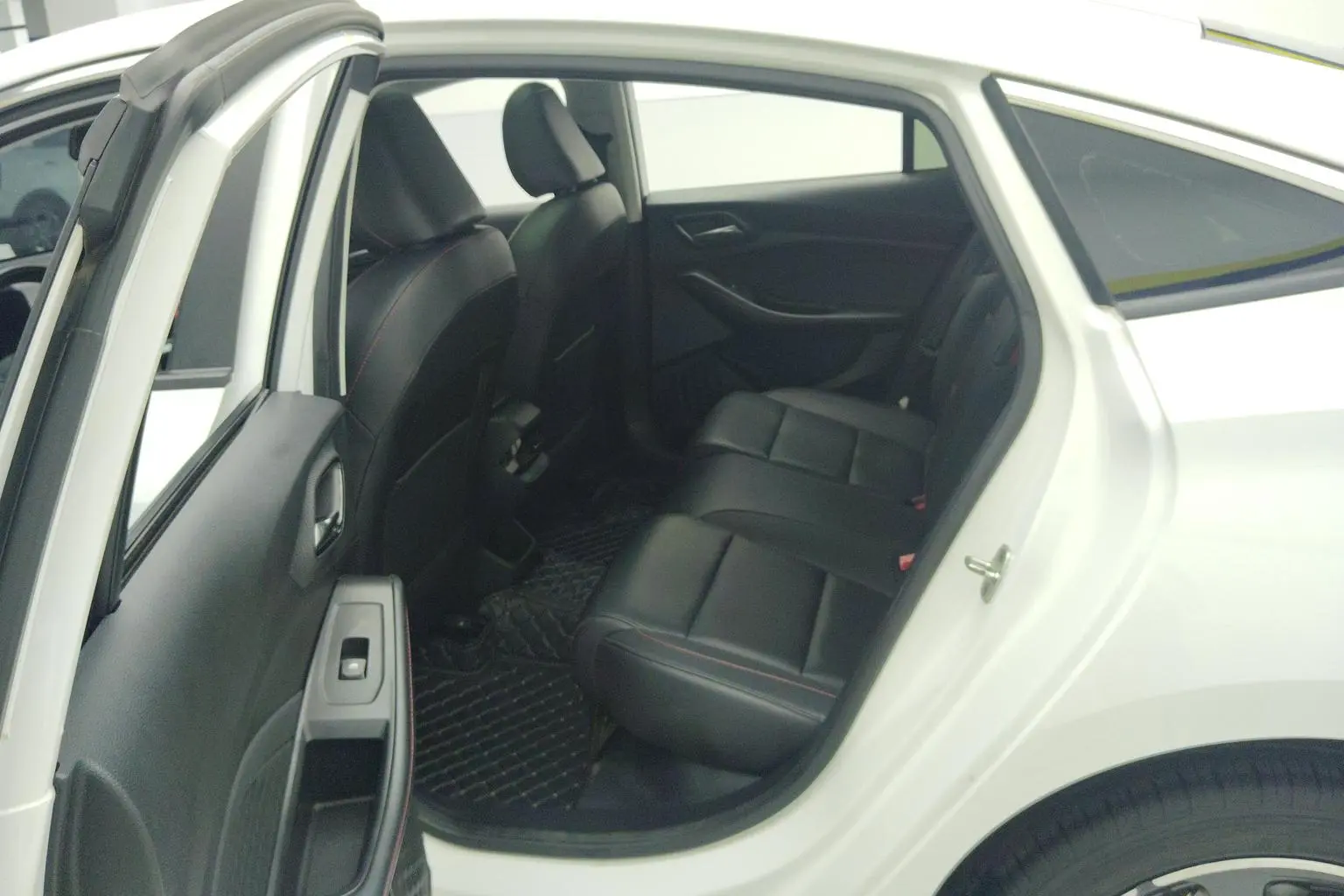 MG MG5 2022 300TGI DCT