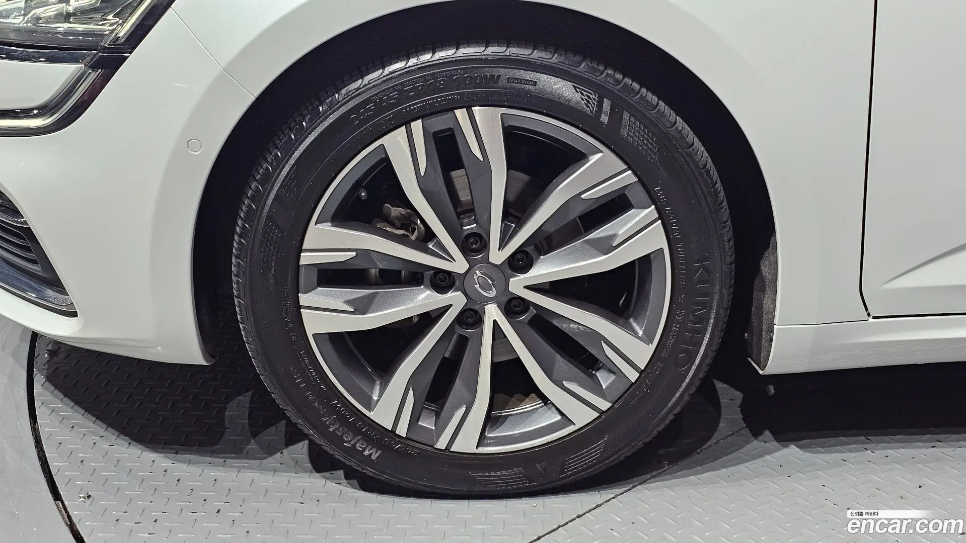Renault Korea SM6 1.8 TCe LE 2020