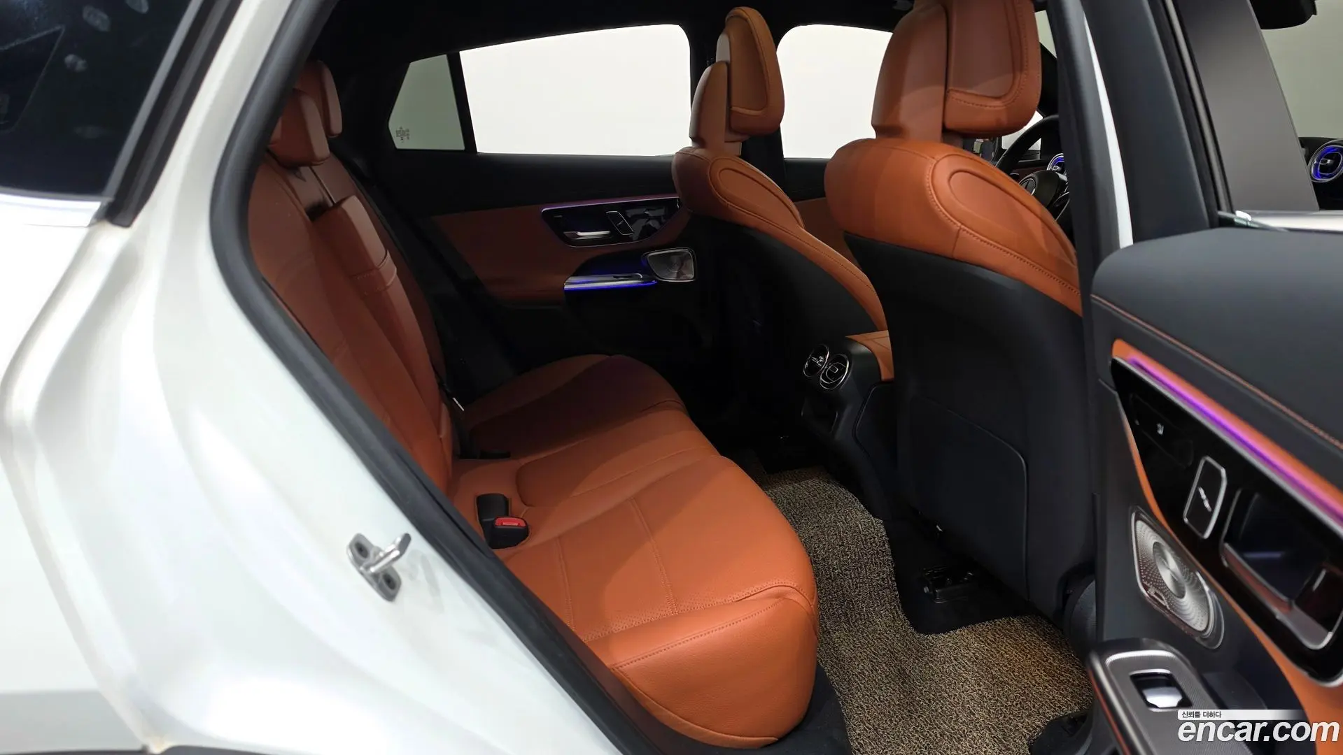 Mercedes-Benz GLC-Class GLC300 4MATIC Avnatgarde Coupe