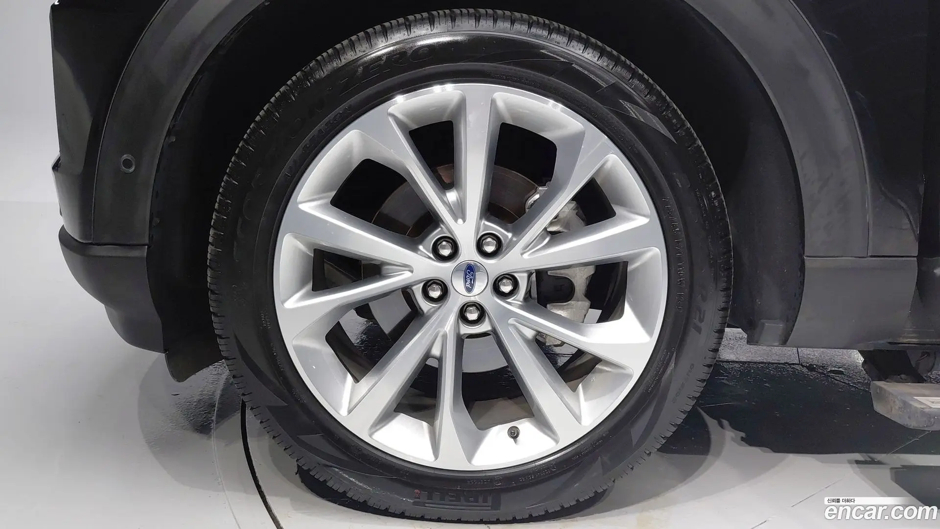 Ford Explorer 3.0 Platinum 4WD