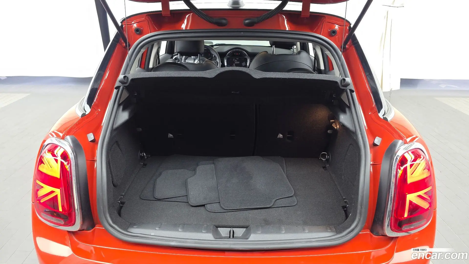 Mini Cooper 5Door HIGH