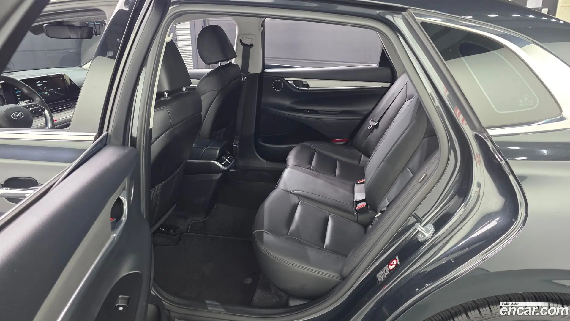 Hyundai Grandeur 3.0 LPi Rent Car