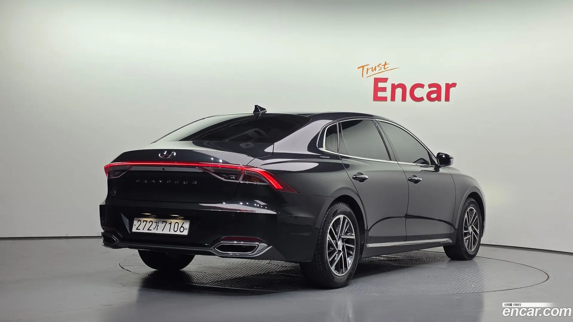 Hyundai Grandeur 3.0 LPi Rent Car