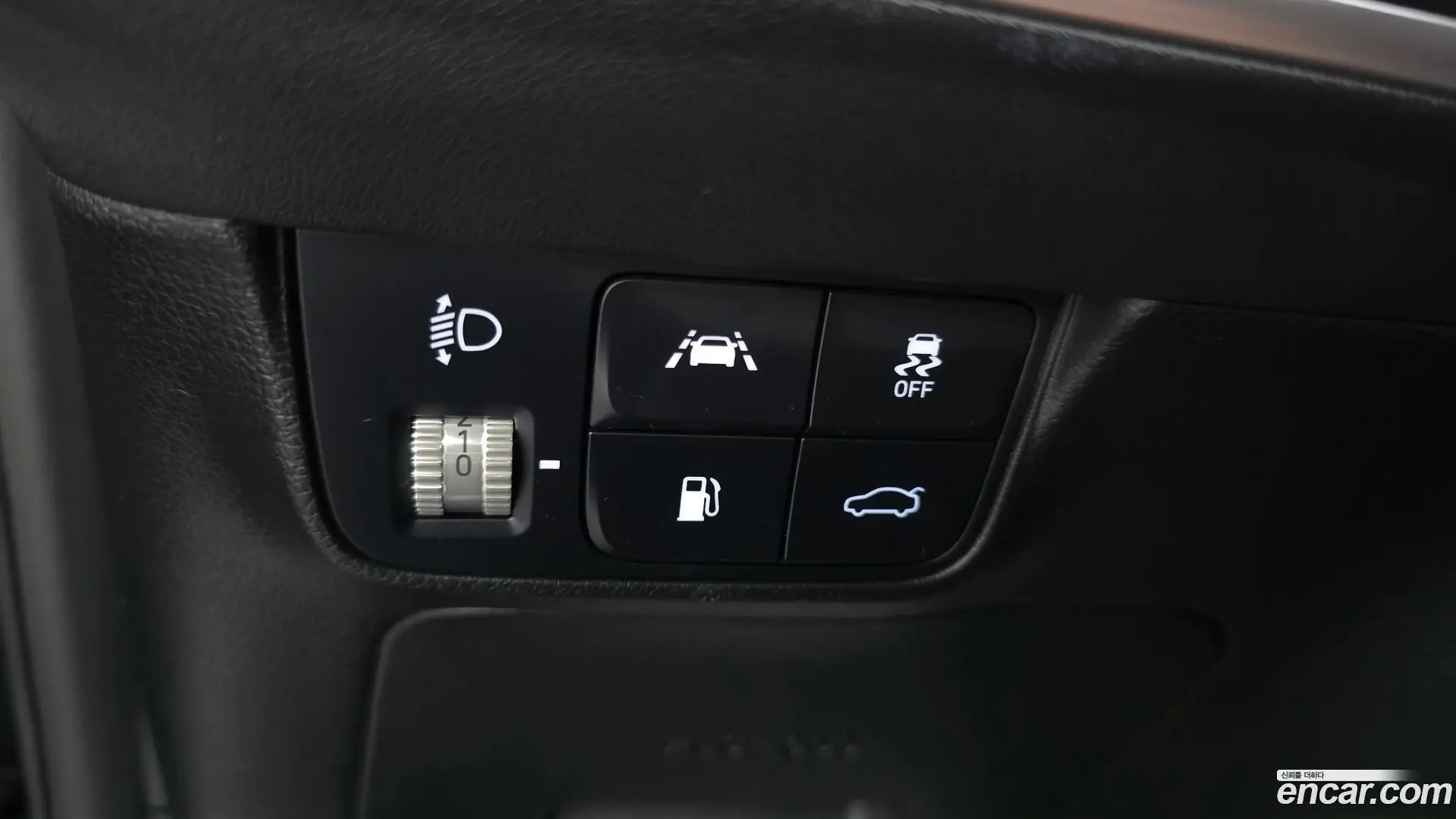 Hyundai Grandeur 3.0 LPi Rent Car