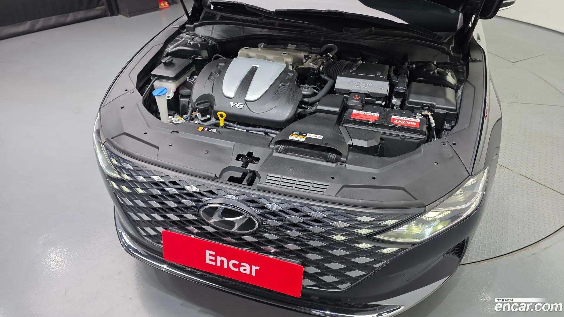 Hyundai Grandeur 3.0 LPi Rent Car