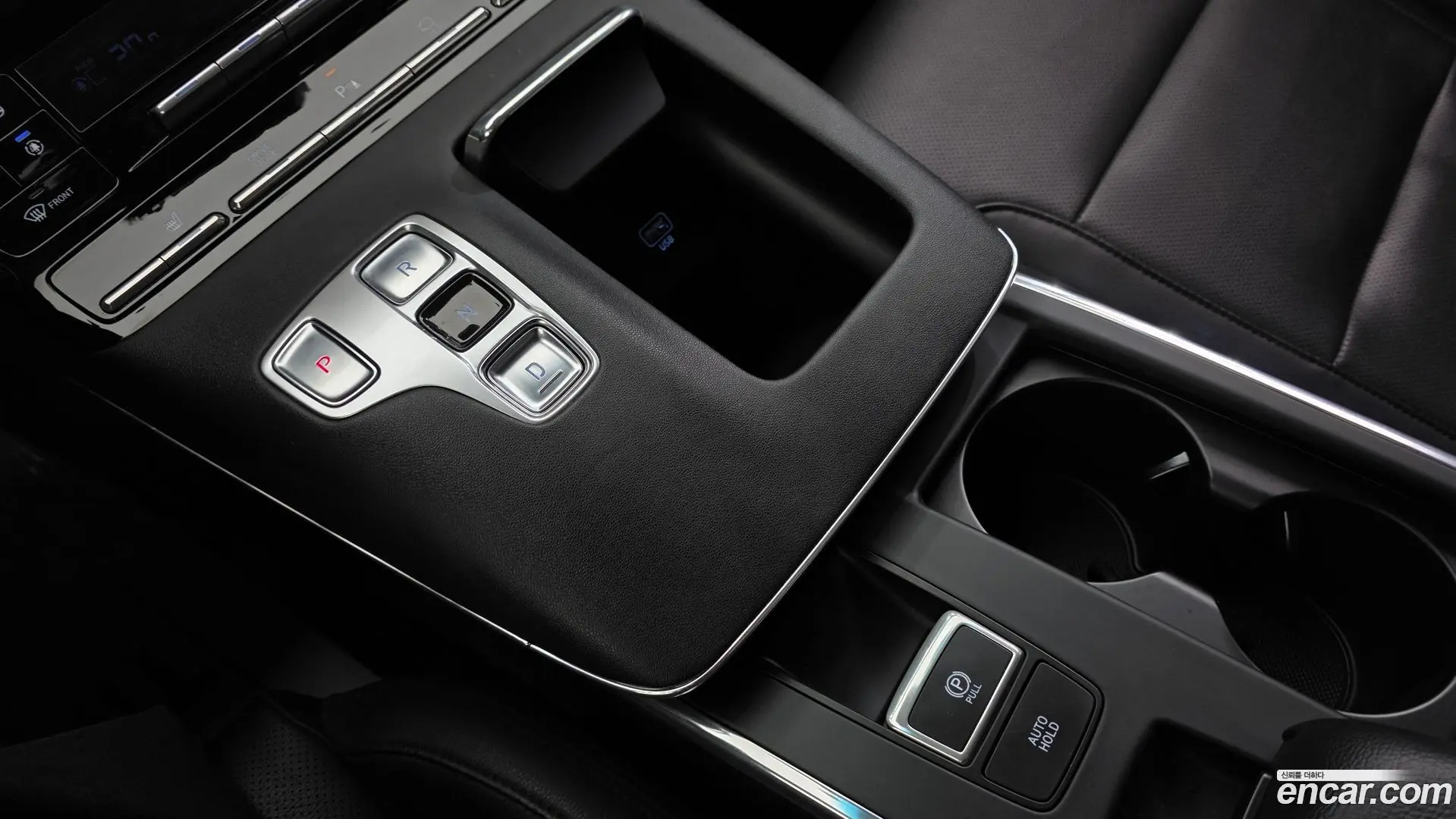 Hyundai Grandeur 3.0 LPi Rent Car