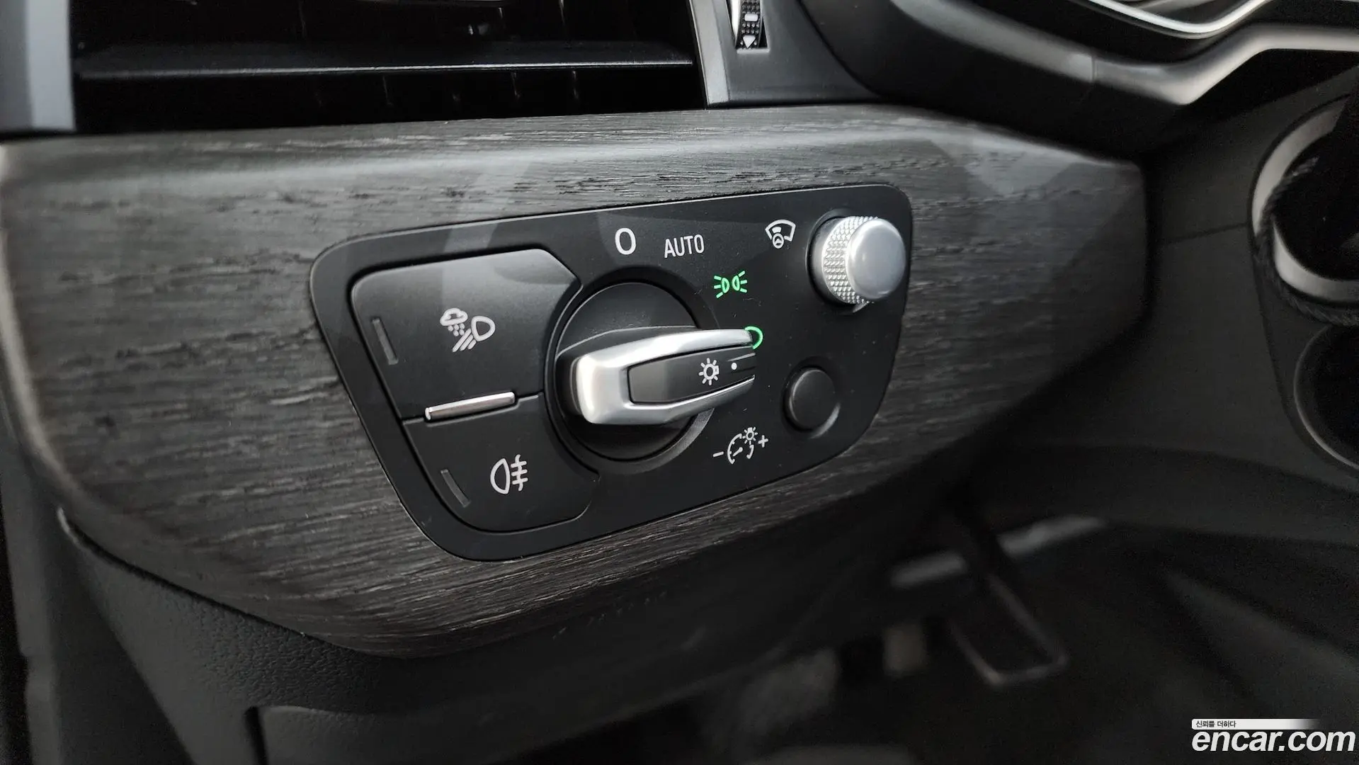 Audi A4 40 TFSI Premium