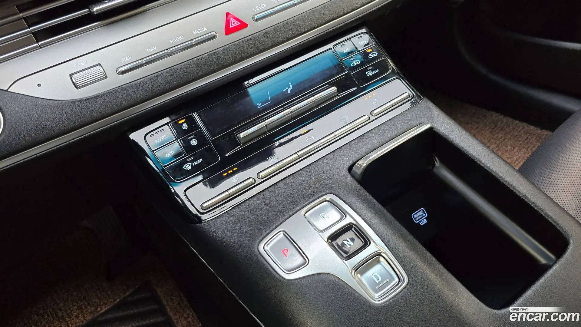 Hyundai Grandeur 3.0 LPi Rent Car