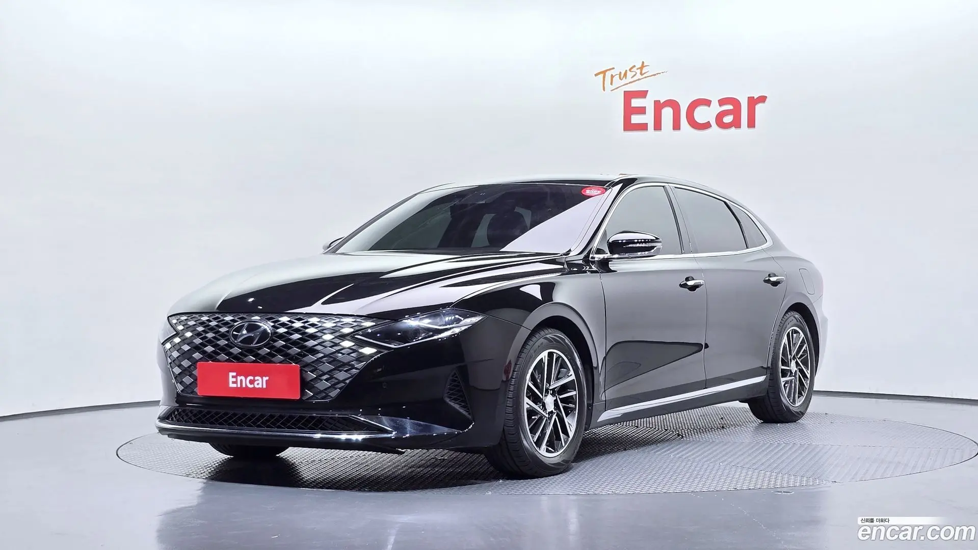 Hyundai Grandeur 3.0 LPi Rent Car