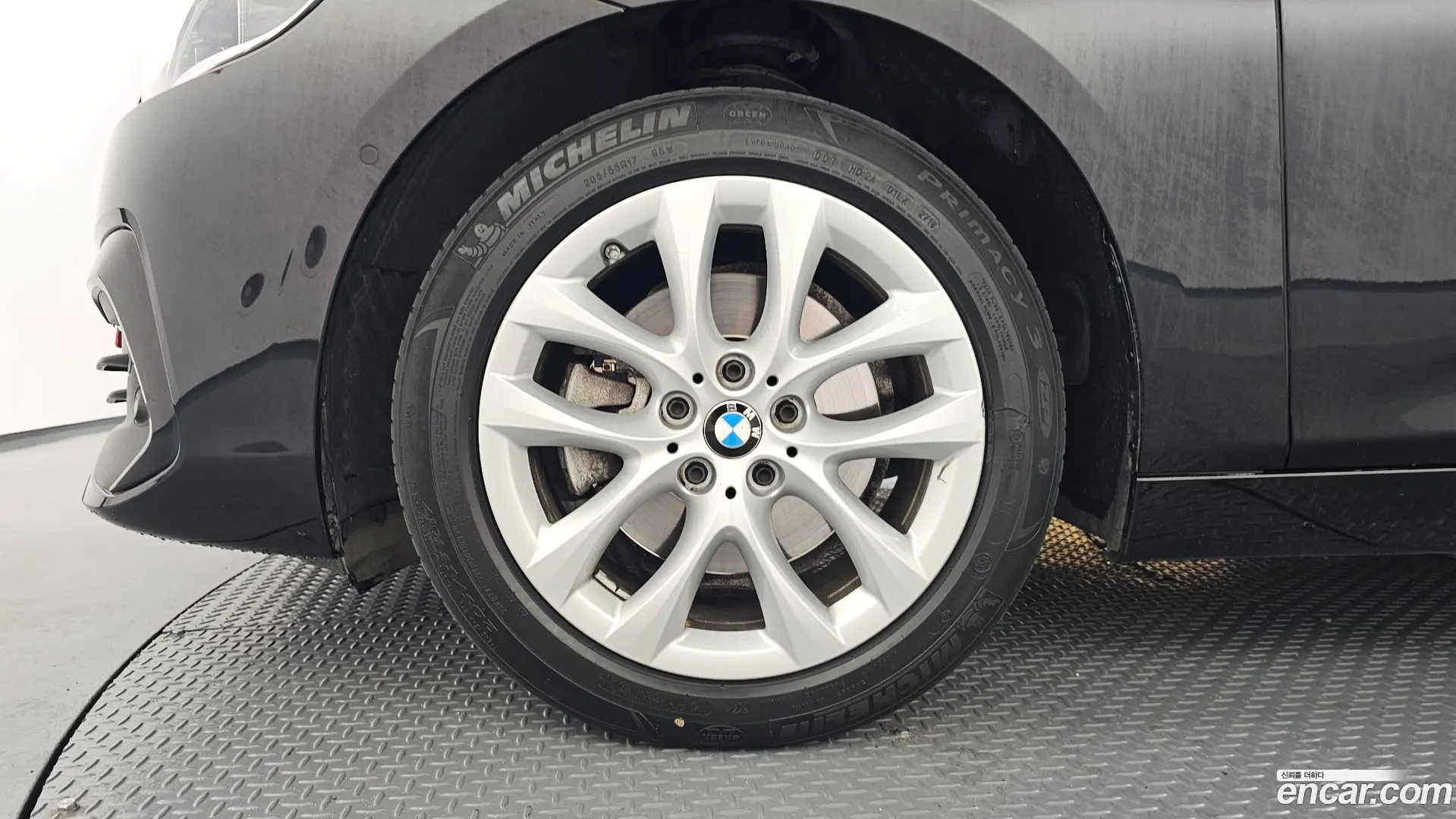 BMW 2-Series Joy 2017