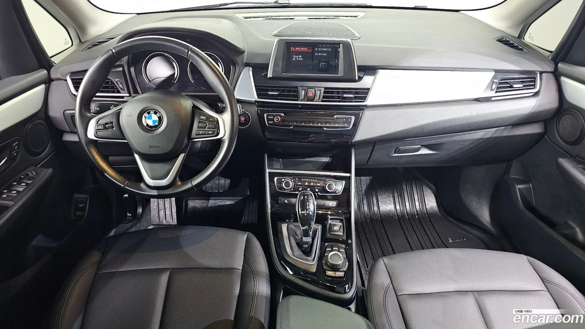 BMW 2-Series Joy 2017