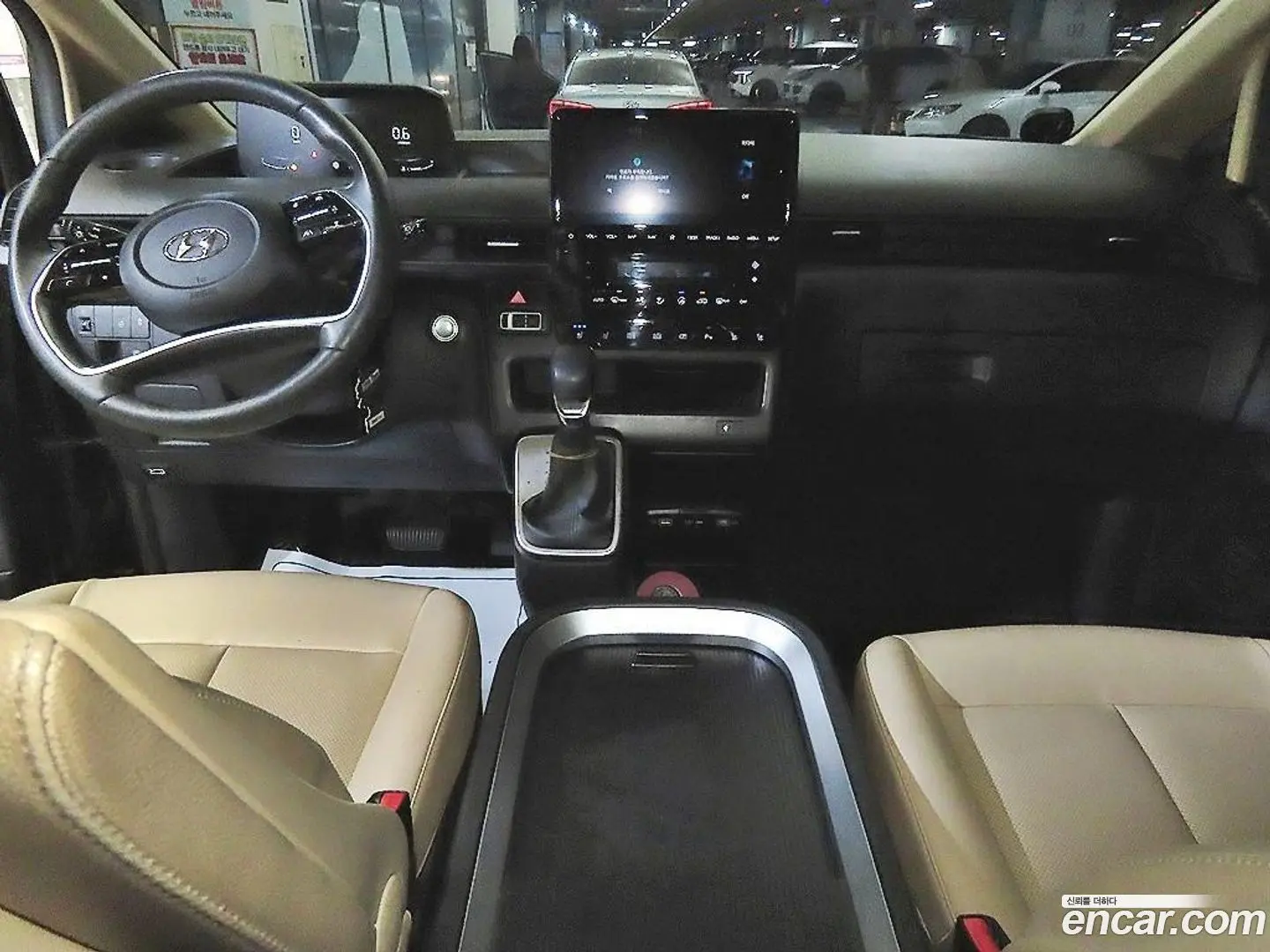 Hyundai Staria L3.5 Cargo 5-Seater