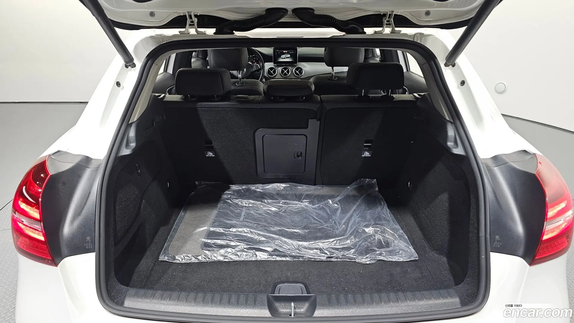 Mercedes-Benz GLA-Class GLA220 Premium 2017