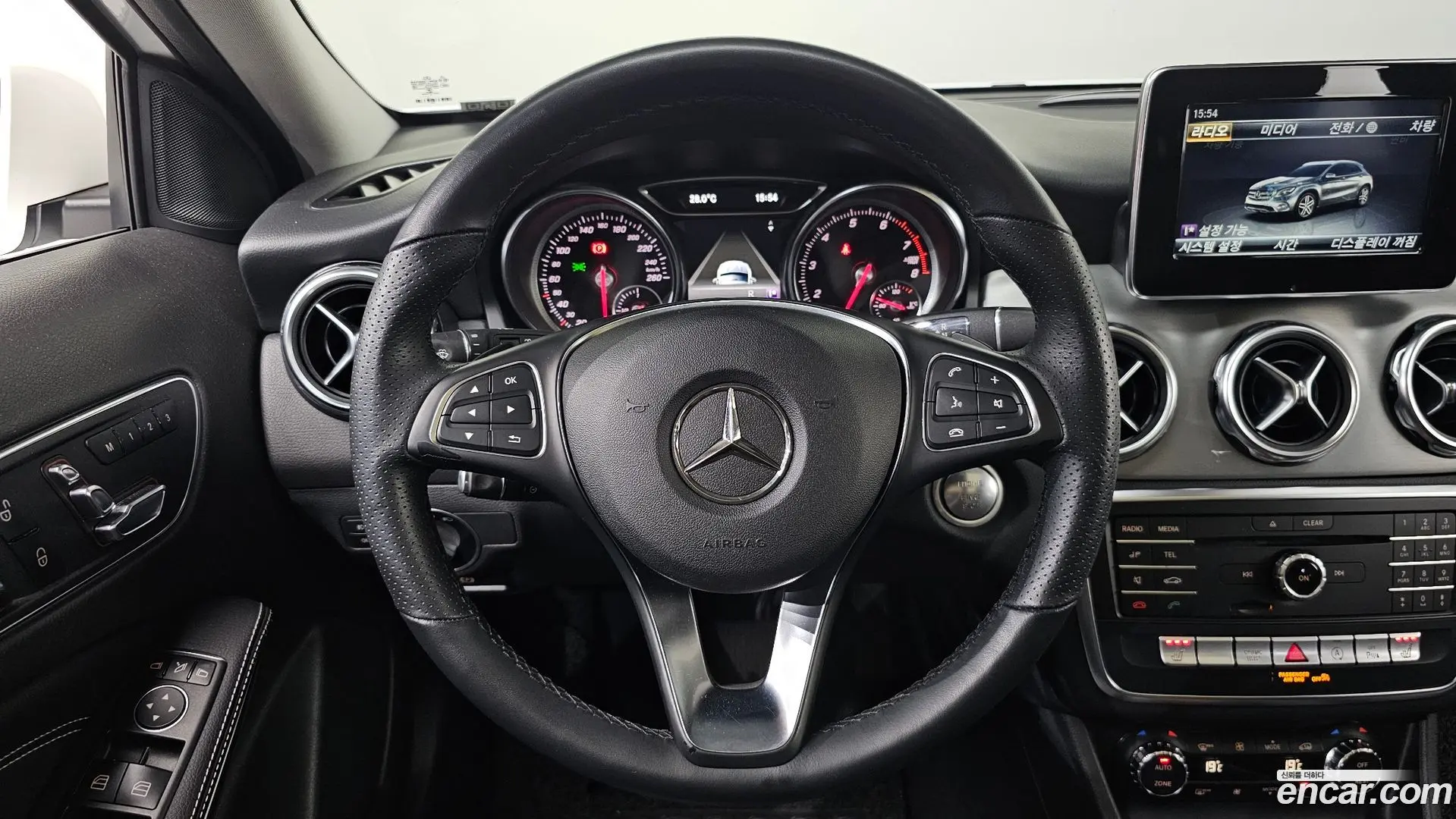 Mercedes-Benz GLA-Class GLA220 Premium 2017