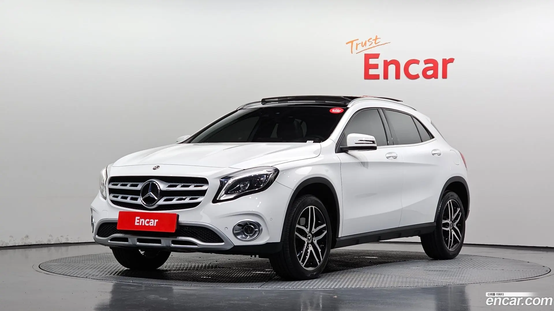 Mercedes-Benz GLA-Class GLA220 Premium 2017