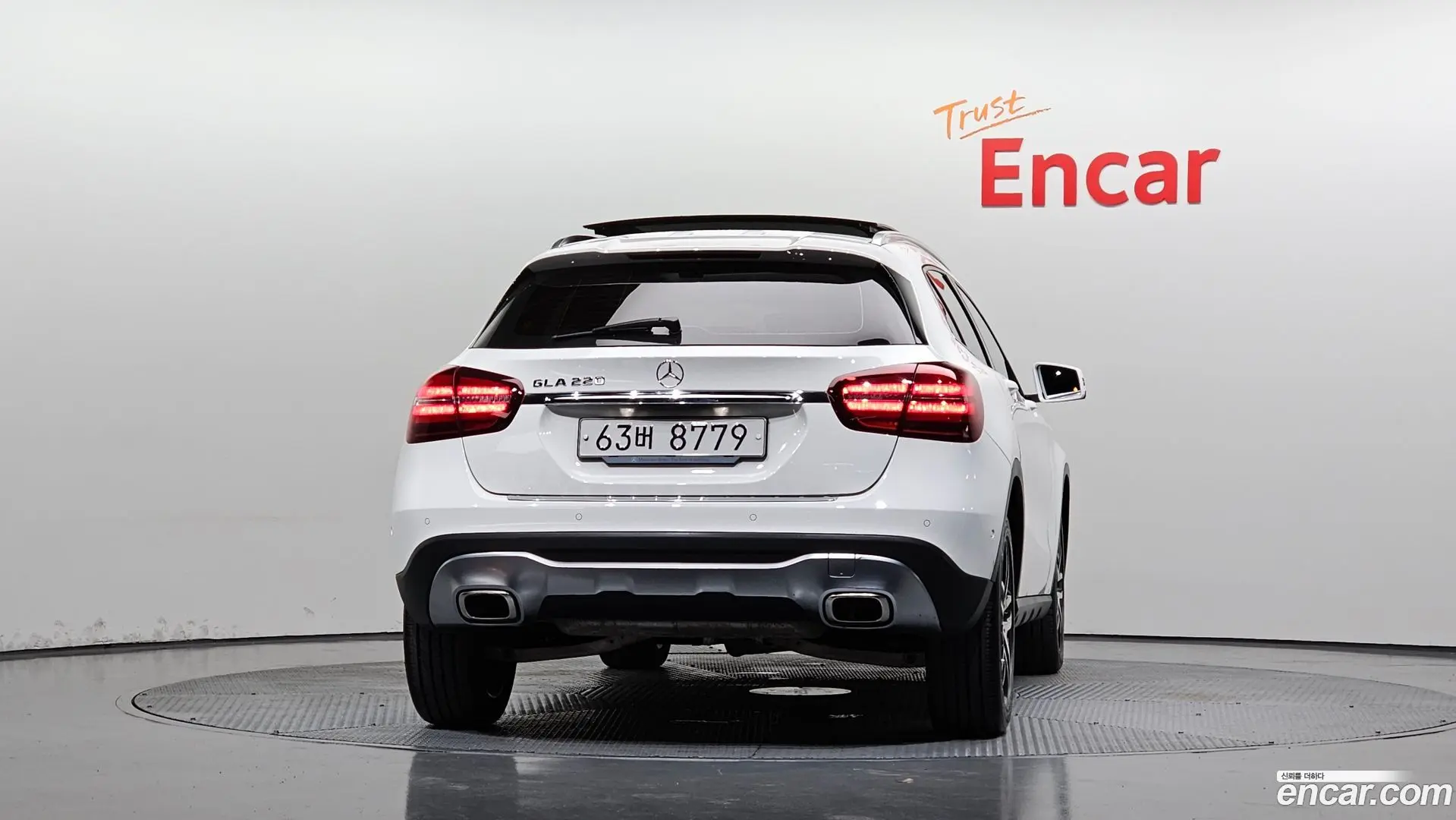 Mercedes-Benz GLA-Class GLA220 Premium 2017