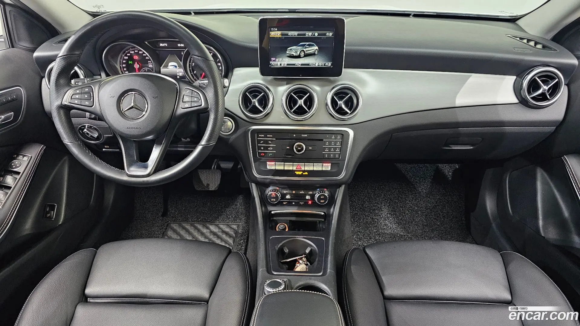 Mercedes-Benz GLA-Class GLA220 Premium 2017