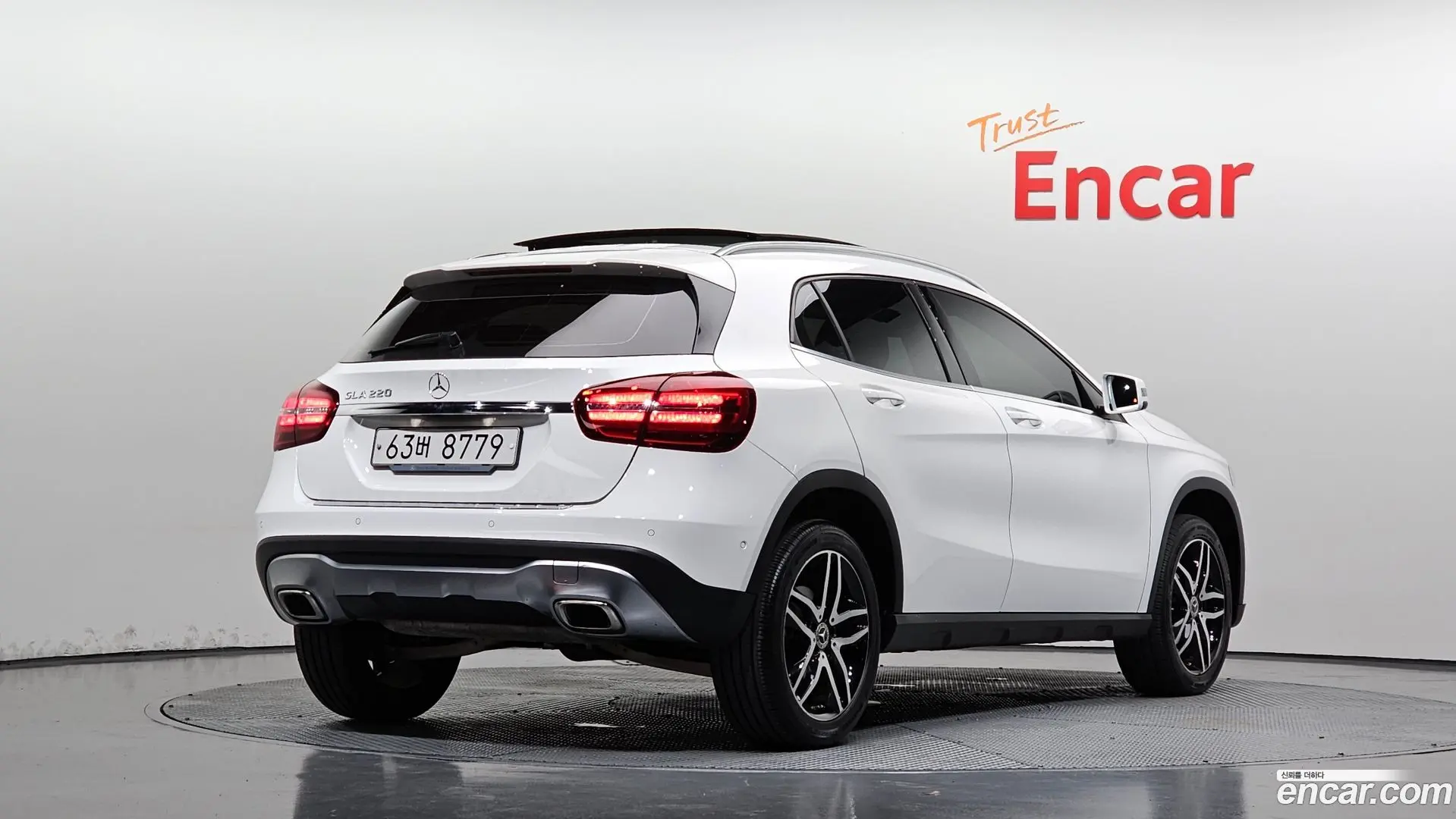 Mercedes-Benz GLA-Class GLA220 Premium 2017