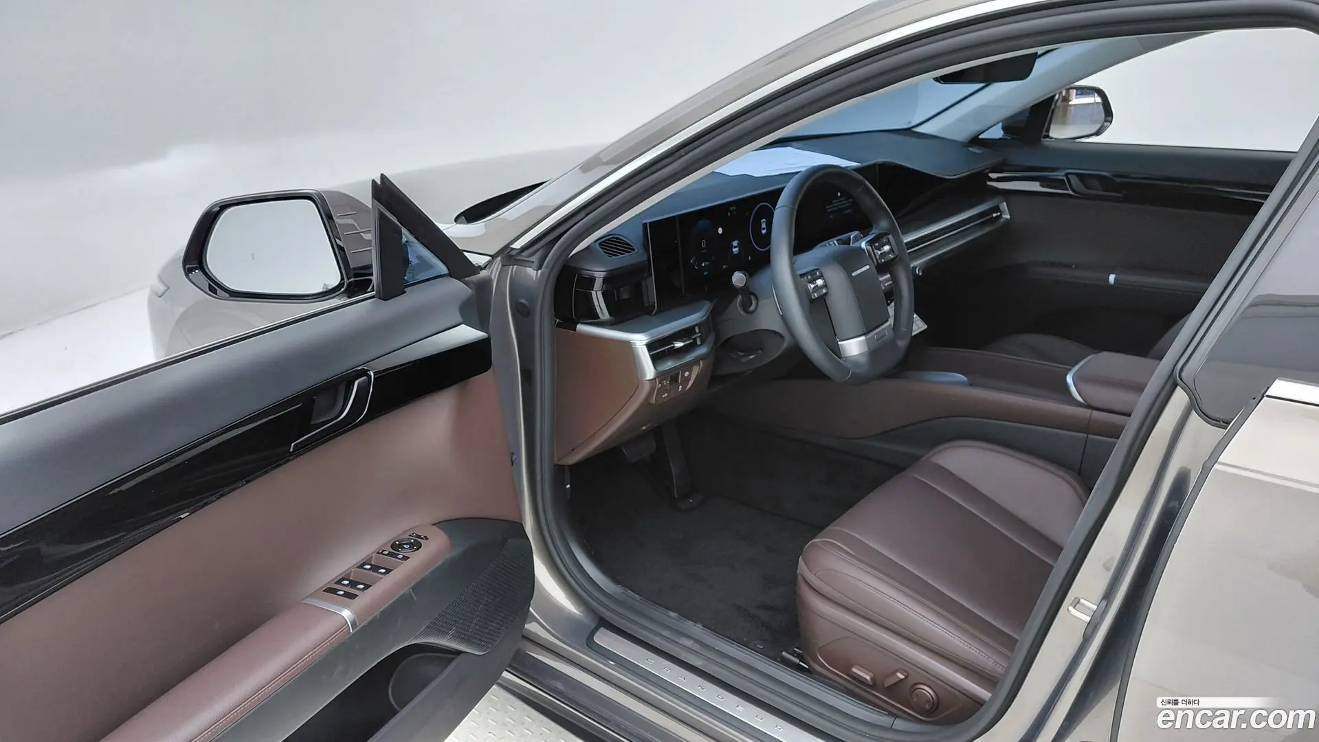 Hyundai Grandeur 2,5 Gasoline 2WD