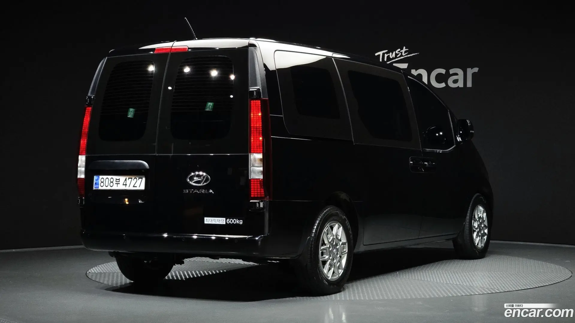 Hyundai Staria Cargo 5-Seater 2022