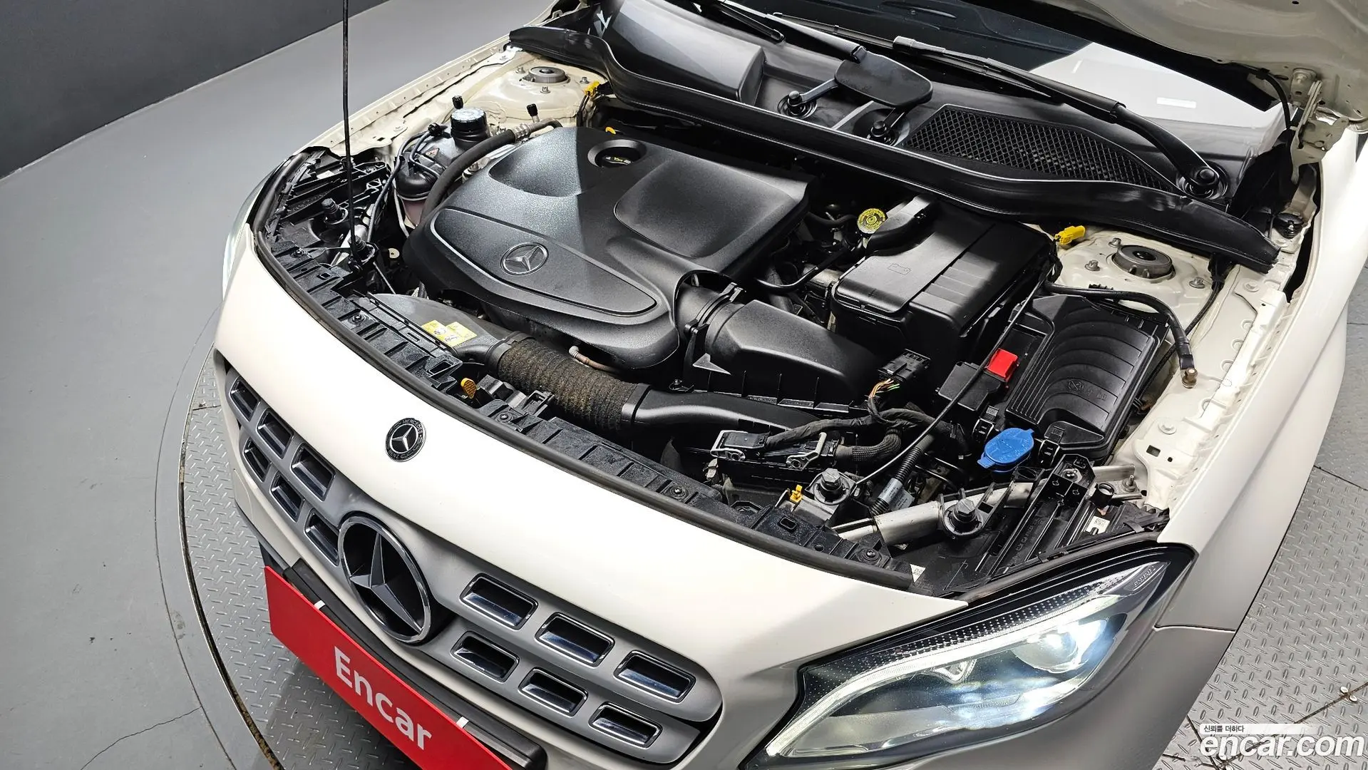 Mercedes-Benz GLA-Class GLA250 4MATIC 2020