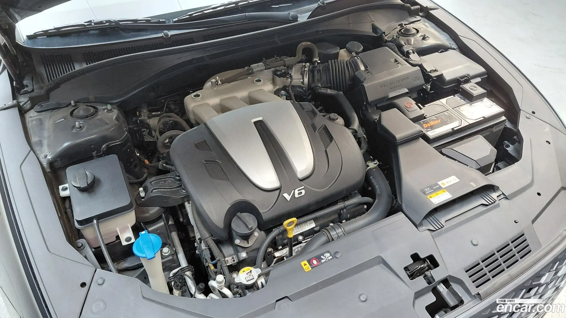Hyundai Grandeur 3.0 LPi Rent Car