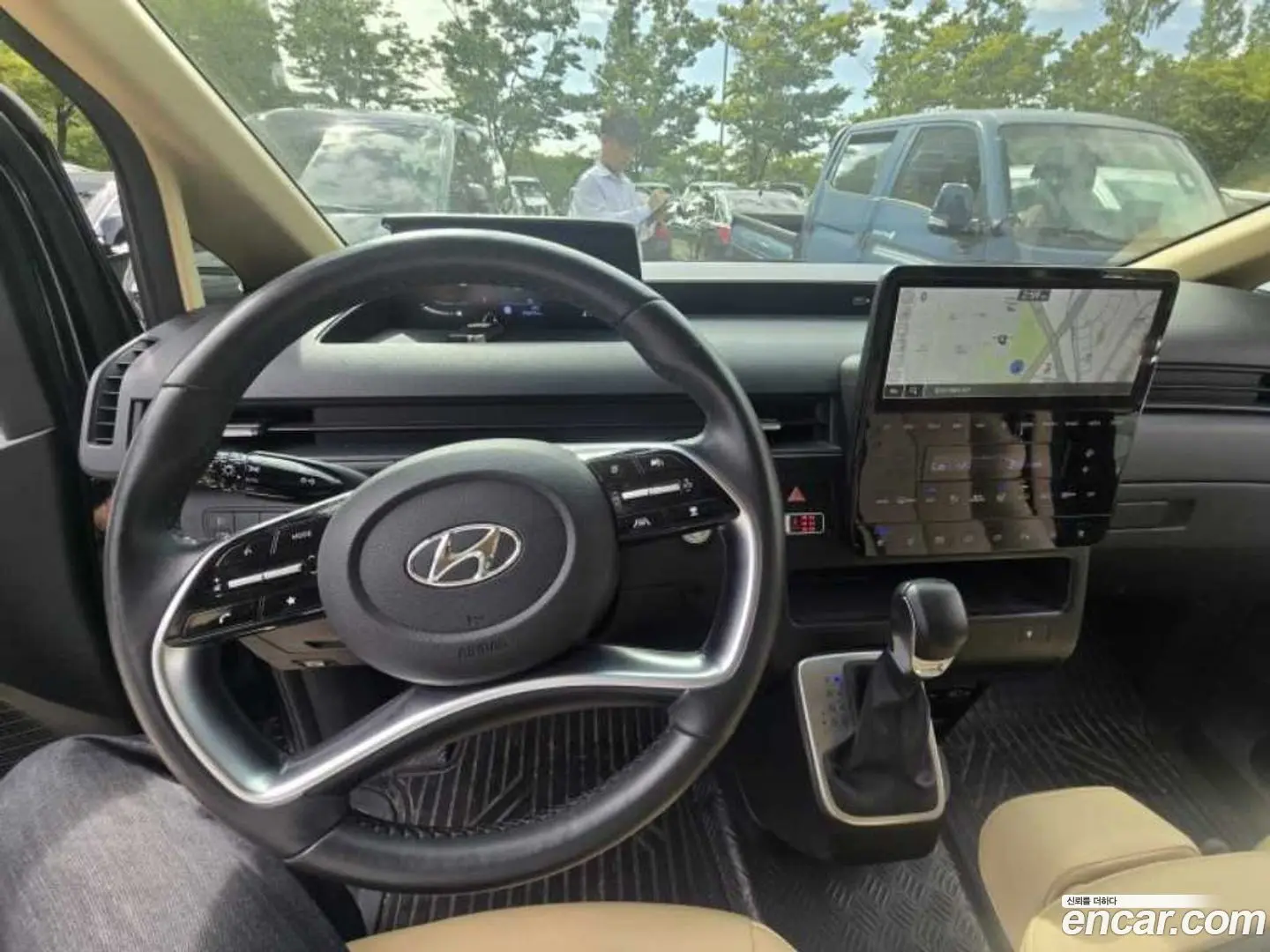 Hyundai Staria Tourer 9-Seater 2021