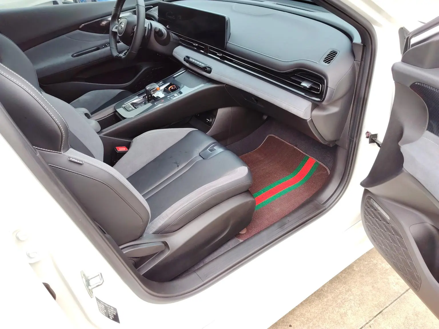 GAC Trumpchi Empow 2023 400T Auto R Pro