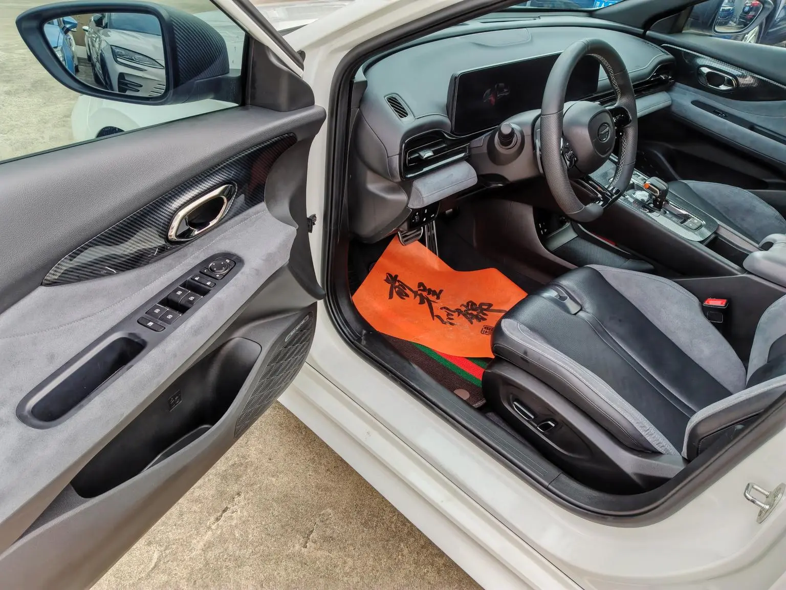 GAC Trumpchi Empow 2023 400T Auto R Pro
